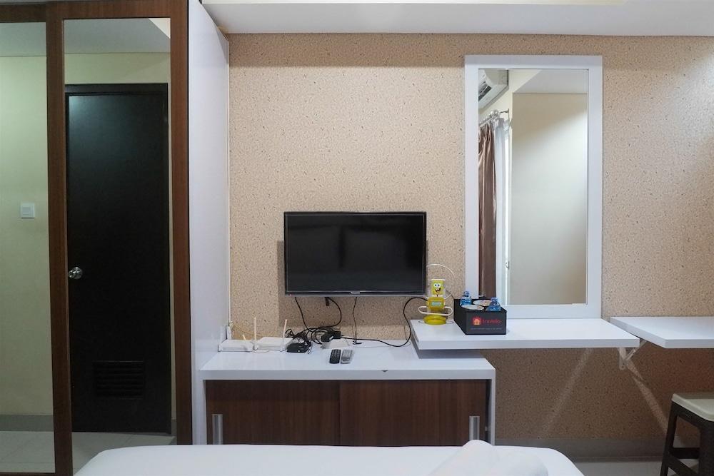 Compact Studio Room at Tamansari Papilio Apartment Room
