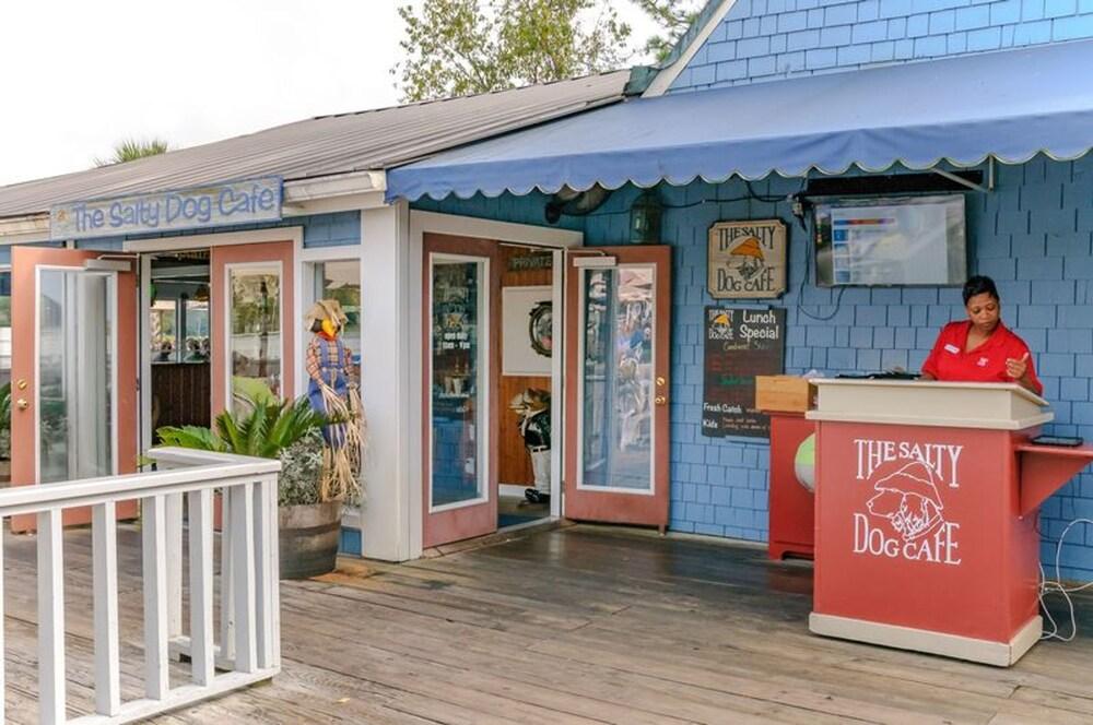 Seaside Treasure by Five Star Properties Exterior