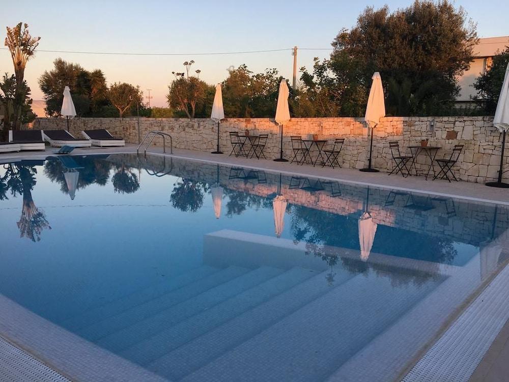 Carone Suite - Charme & Pool Waterslide