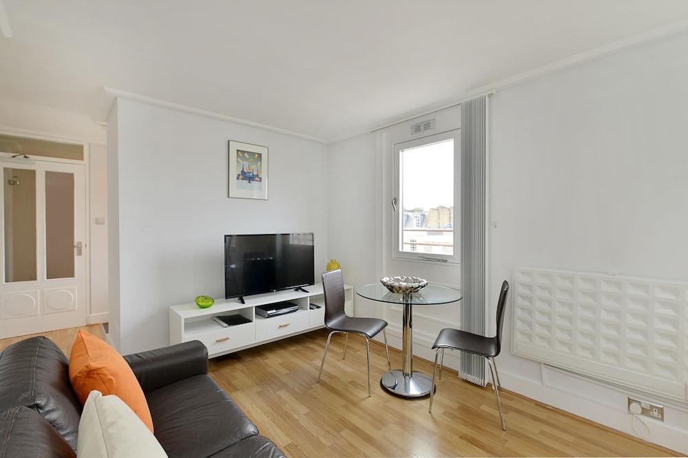 Camden Serviced Apartments by Globe Room