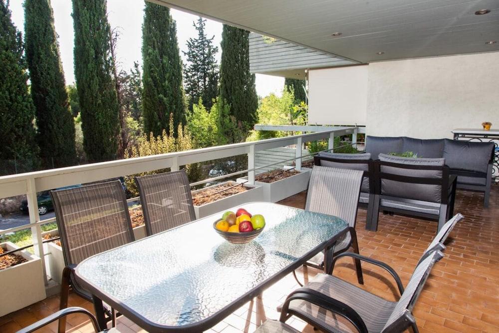 Delux Apartment with Amazing Balcony
