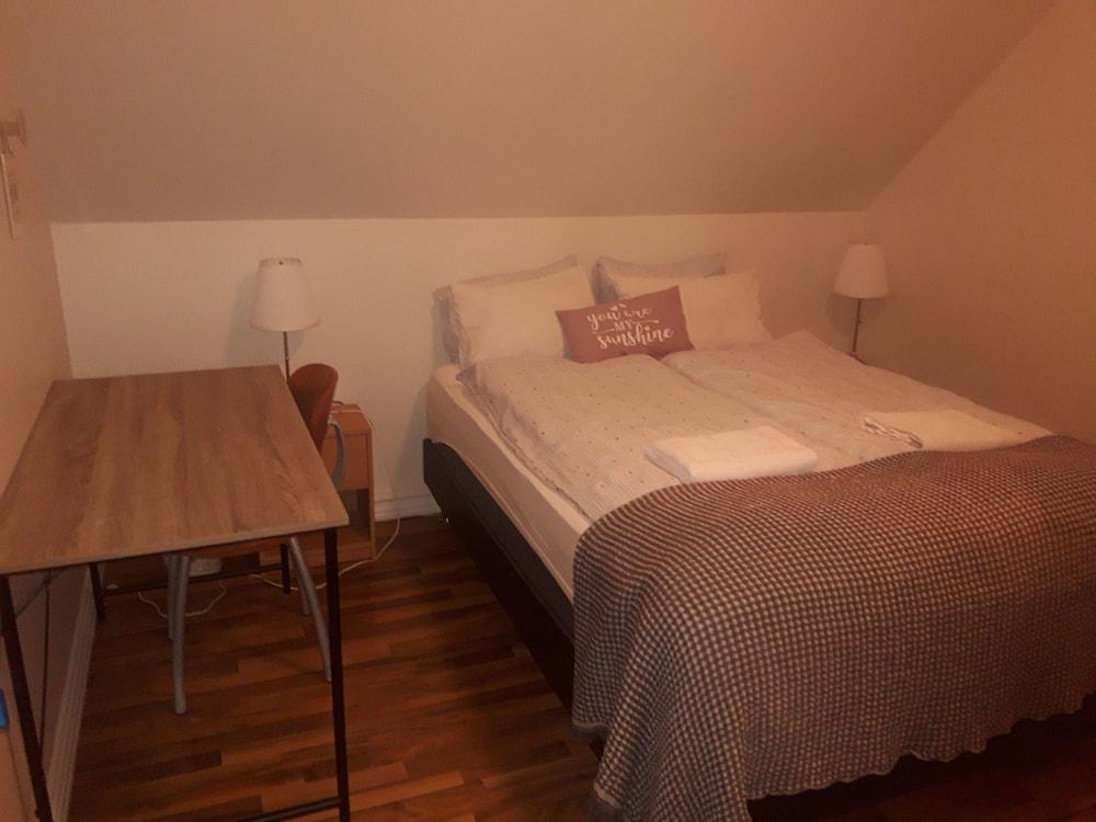 Mánagisting Guesthouse Room