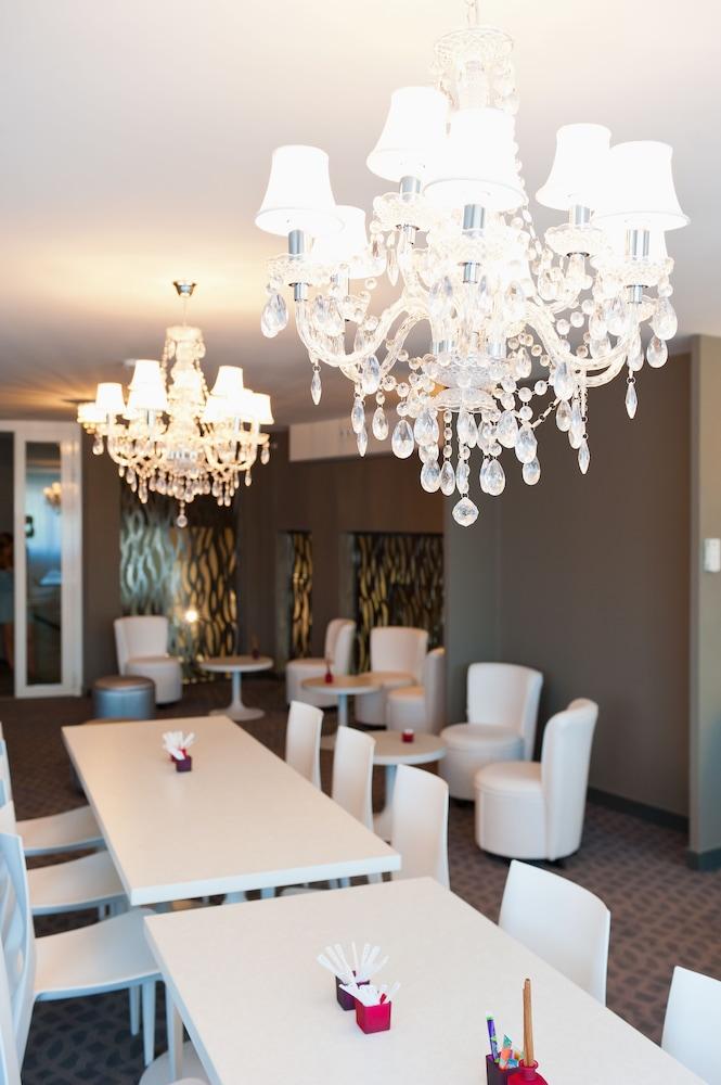 Ténéo Apparthotel Talence - Arthéna Lobby Lounge