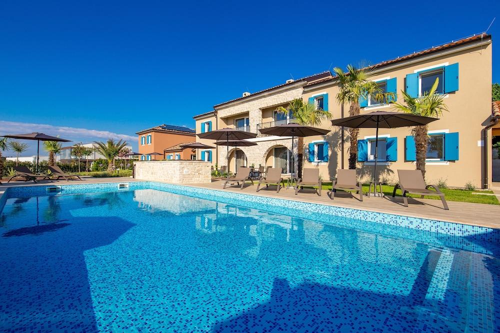 Olea Residence