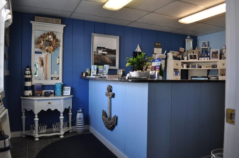 Stage Run By The Sea Lobby