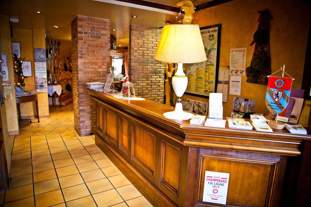 Aux Comtes de Hanau Reception Hall