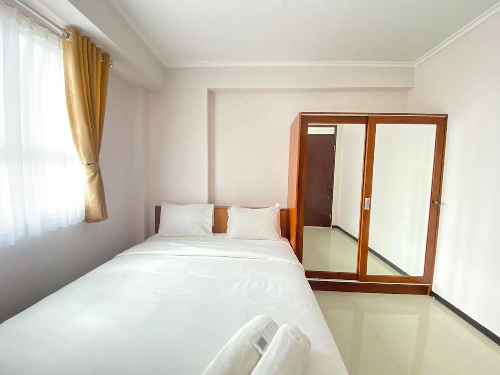Simply Homey 2BR Apartment at Gateway Pasteur Room