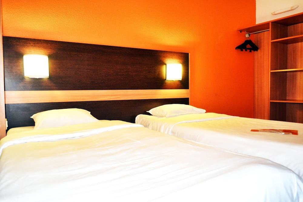Première Classe Paris Est - Bobigny - Drancy Room