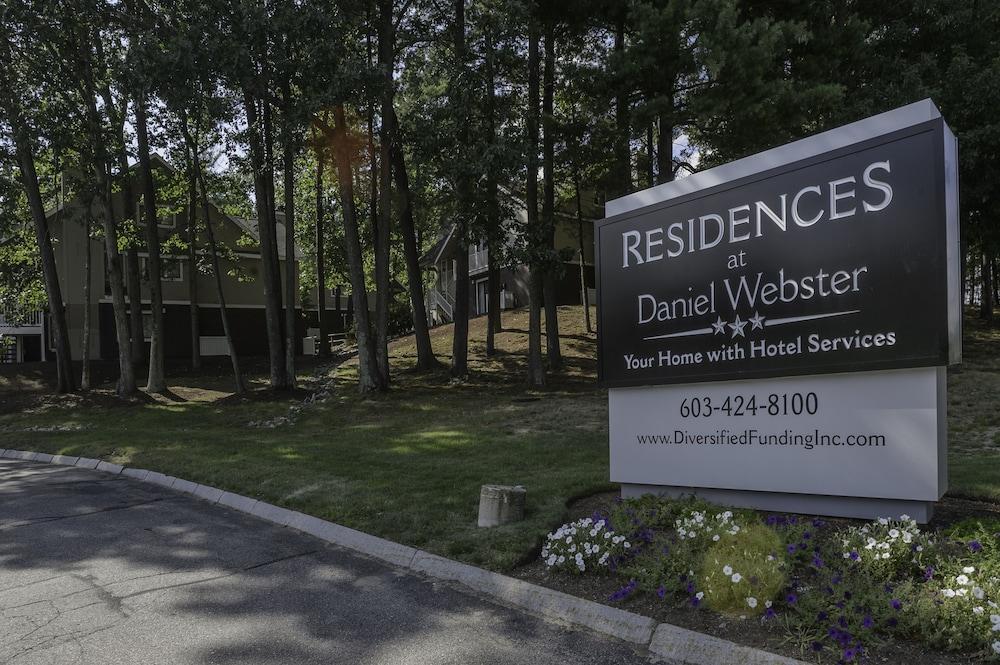 Residences at Daniel Webster Exterior