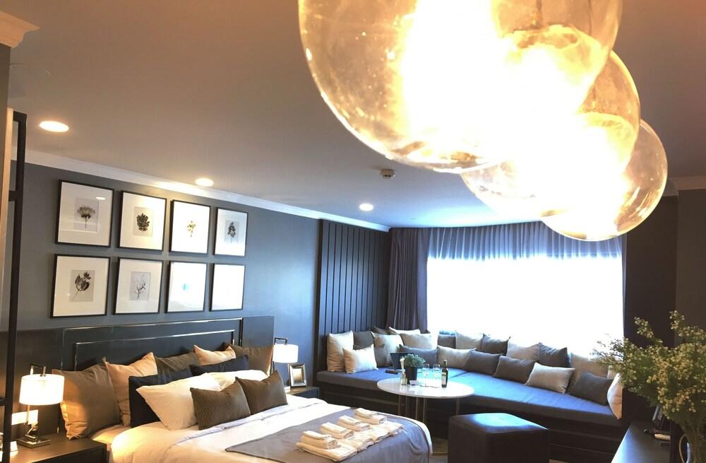 Stay in Style The Heart of Nimman R306B Room