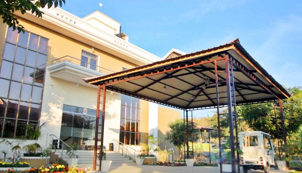 Graces Resort Interior Entrance