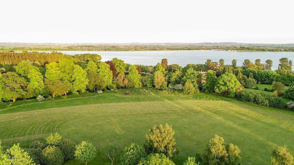 درايكوت هوتل آند وايت فيلدز جولف كلوب المنطقة الخارجية