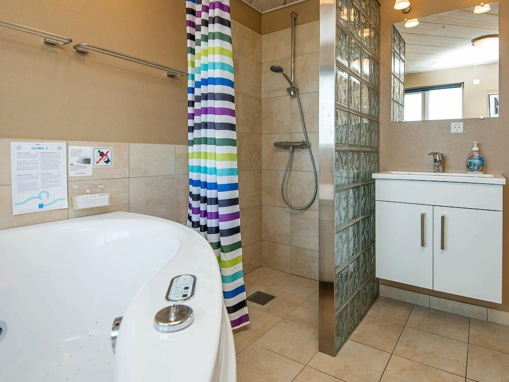 Ideal Holiday Home in Haderslev Denmark With Whirlpool Bathroom