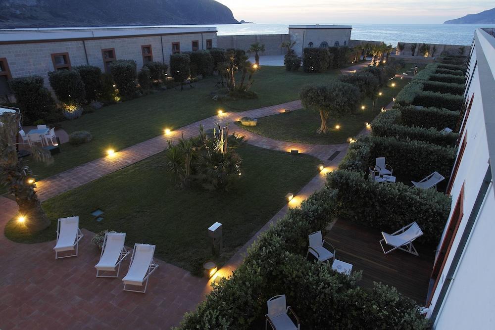 I Pretti Resort Featured Image