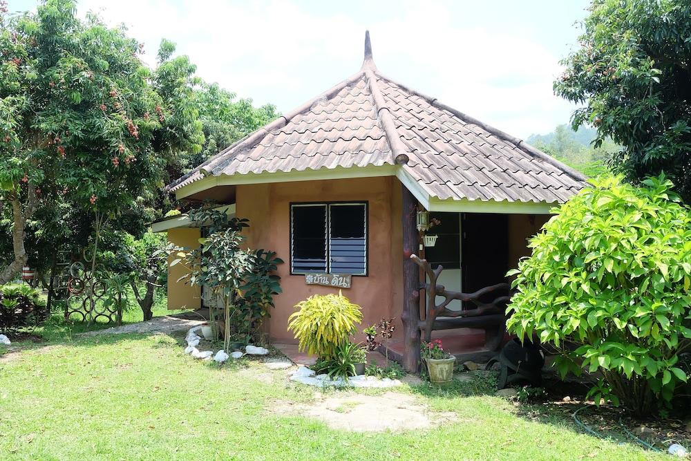 Suan Mesa Resort Exterior