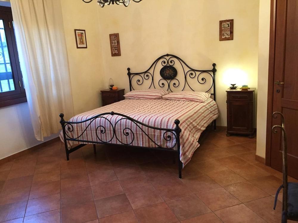 Le Querce Room