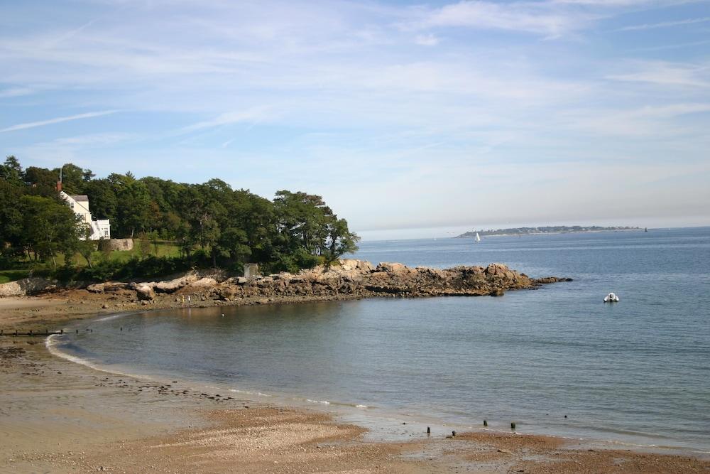 ذا وايلي إن آند كونفرانس سنتر آت إنديكوت كوليج الشاطئ