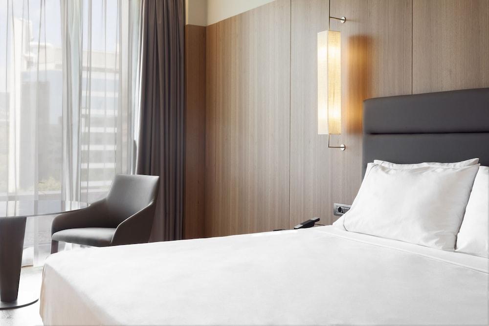 آيه سي أوتيل دياجونال ليلا باي ماريوت غرفة