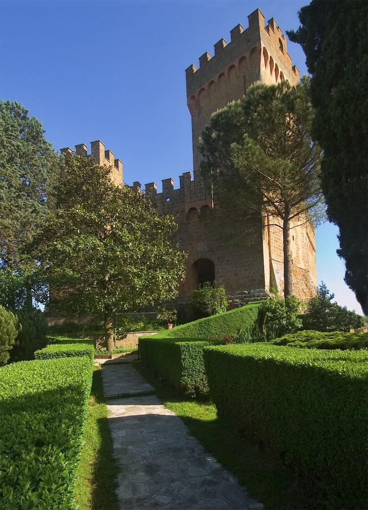 Castello Di Proceno Albergo Diffuso Exterior