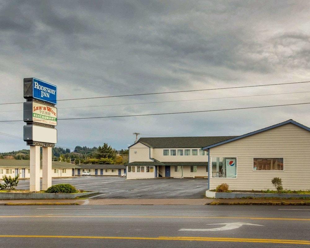 Rodeway Inn Newport Exterior