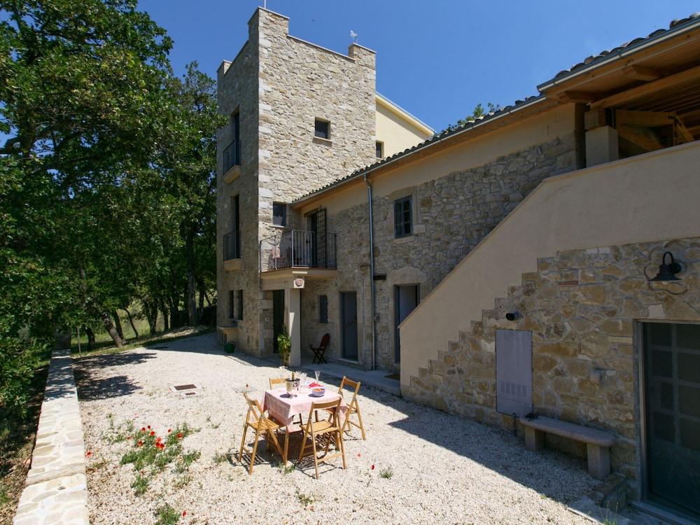 Villa With Tower Between Olive Trees With Private Swimming Pool, Nice View Exterior