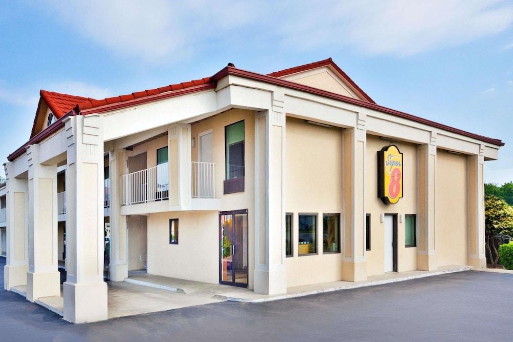 سوبر 8 باي ويندام رينغولد/تشاتانوجا أريا المنطقة الخارجية