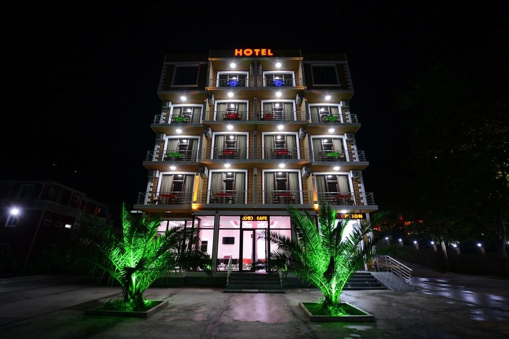 HOTEL MEDEA kvariati