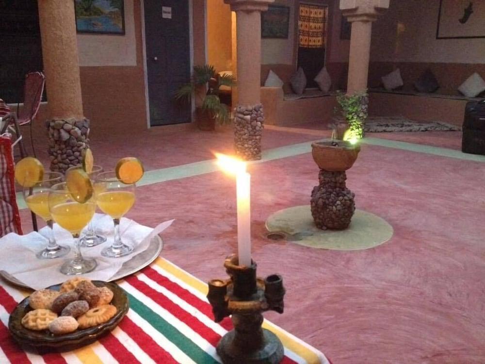 رياض كاسا روخا