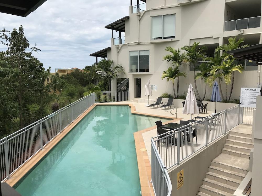 Whitsunday Reflections Apartments Outdoor Pool