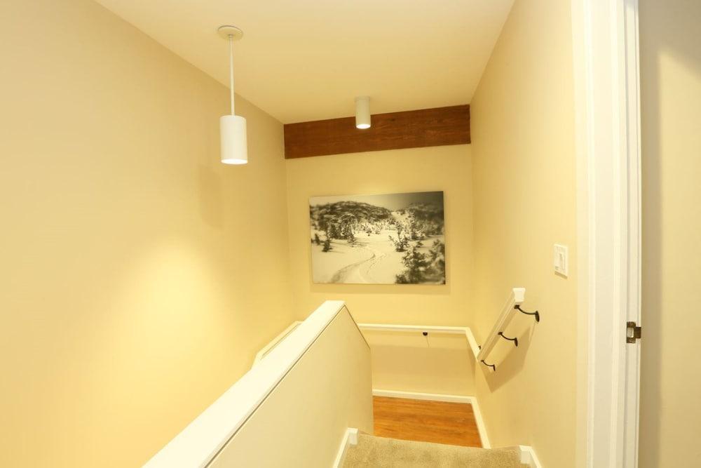 2BR Courtside at Topnotch Spa Interior