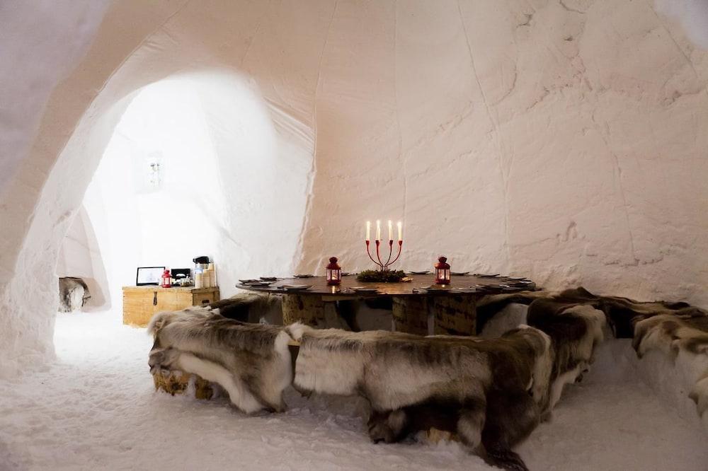 Blacksheep Village Igloo Interior