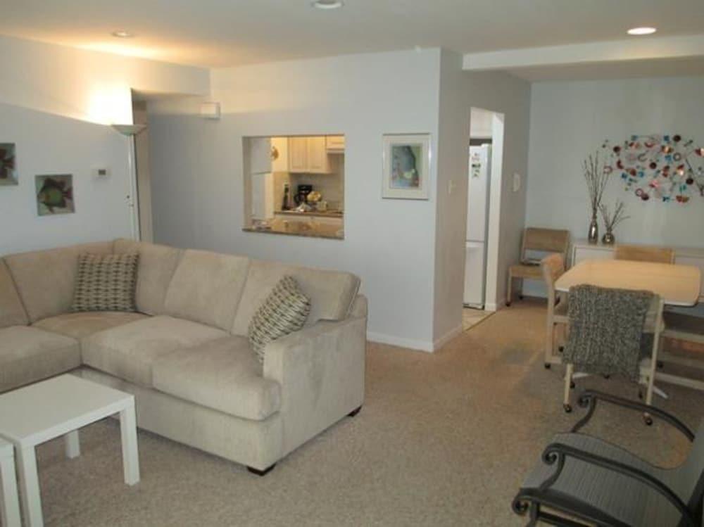 Henlopen Unit 620 by Long & Foster Interior