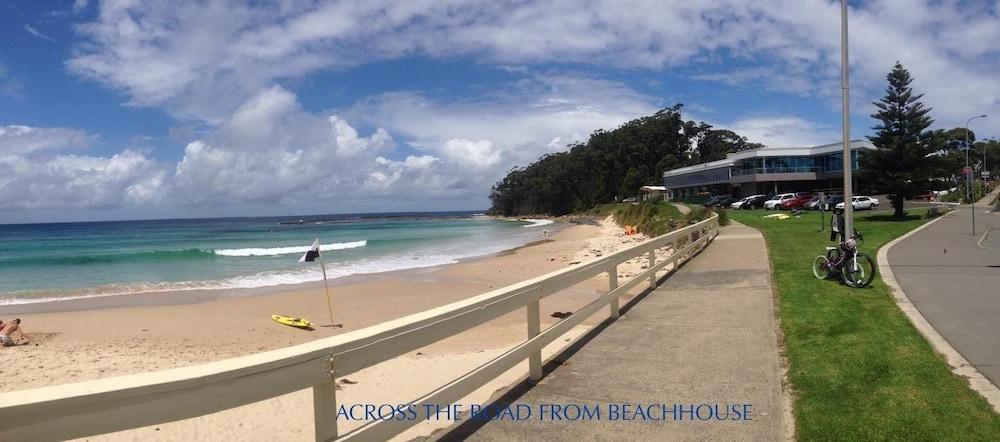 Beachhouse Mollymook Beach