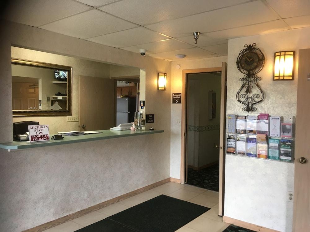 Value Host Motor Inn Reception