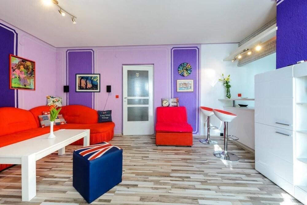 Sea View Apartments - Darijo Living Room