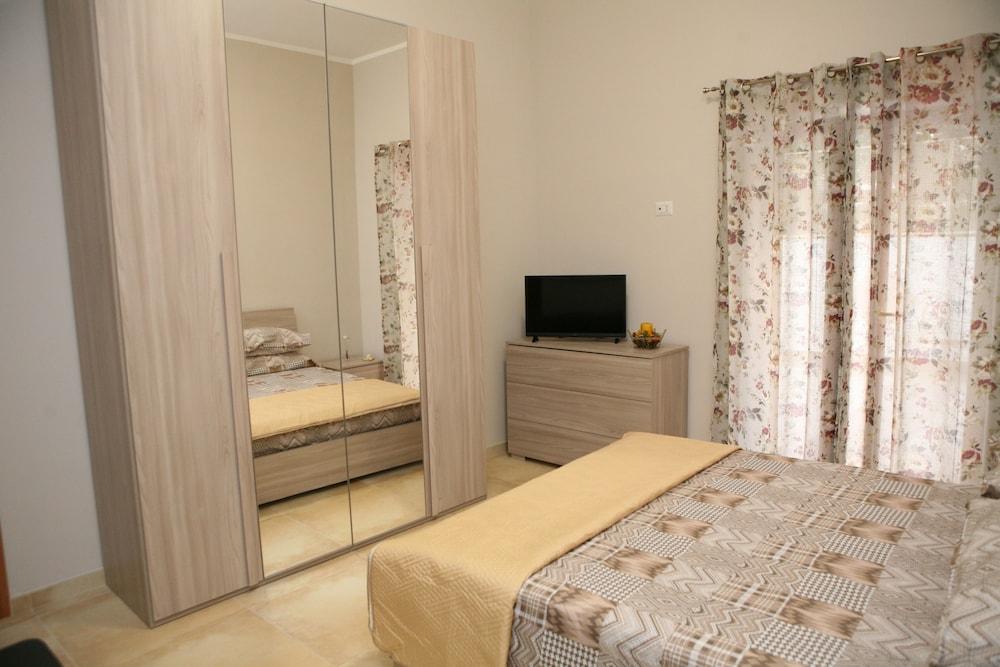 تيتوس آند كايوس بيد آند بريكفاست غرفة