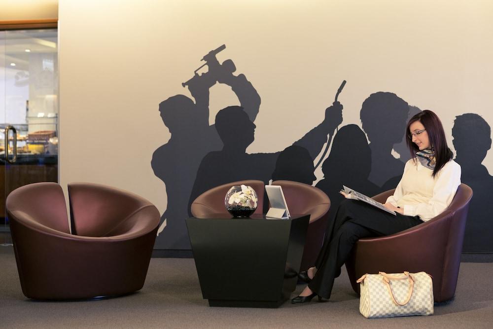 مركيور هوتل برستول شتوتجارت سينديلفينجين منطقة الجلوس في الردهة