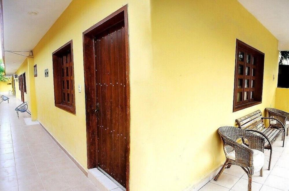 Posada Lilia Exterior
