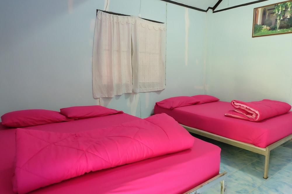 Suan Mesa Resort Room