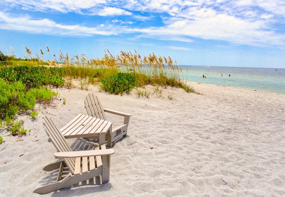 Rainbows End Beach