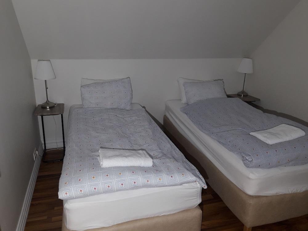 Mánagisting Guesthouse Room