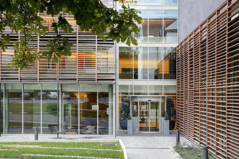 Best Western Plus Paris Meudon Ermitage Exterior