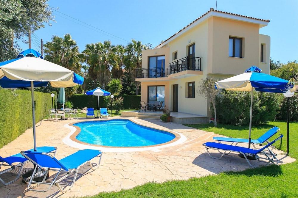Villa Fostira Large Private Pool Walk to Beach A C Wifi Eco-friendly - 2402 Room