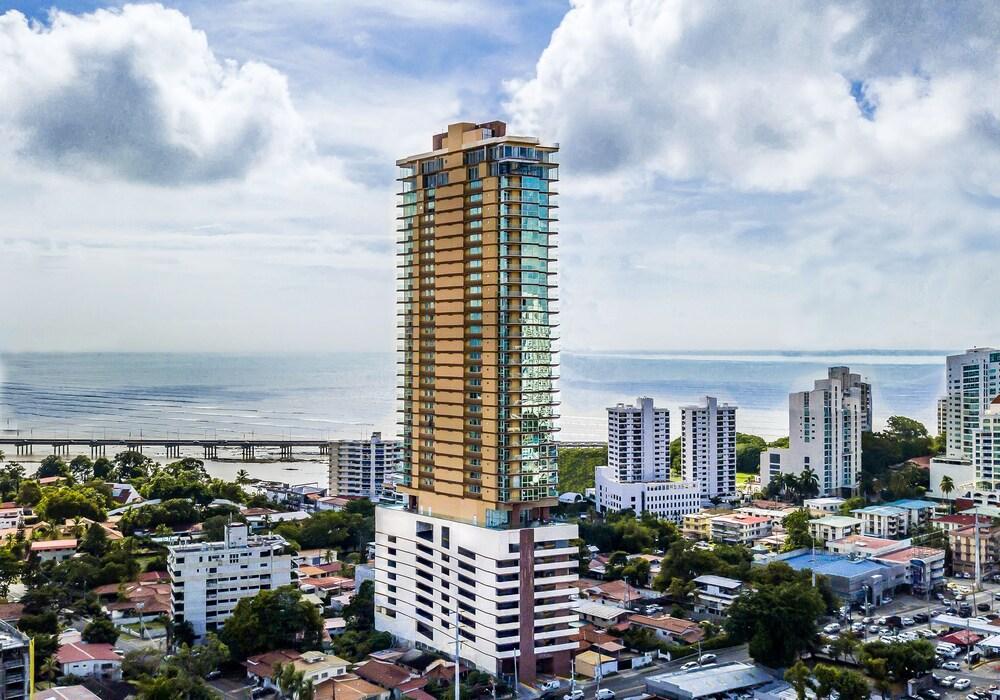 Impressive Ocean View Exterior