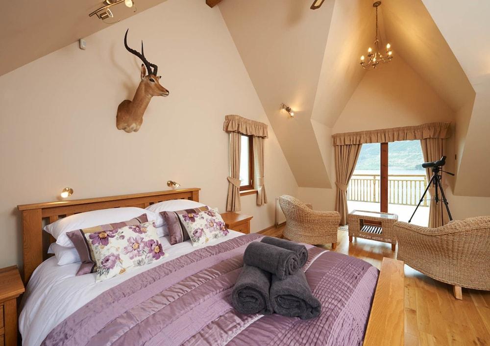 Skye Fall Room