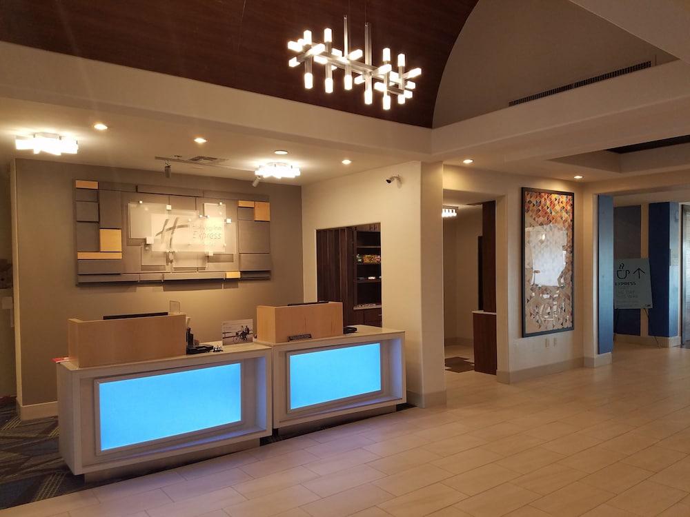 هوليداي إن إكسبرس آند سويتس ريو جراند باي آيتش جي المنطقة الخارجية