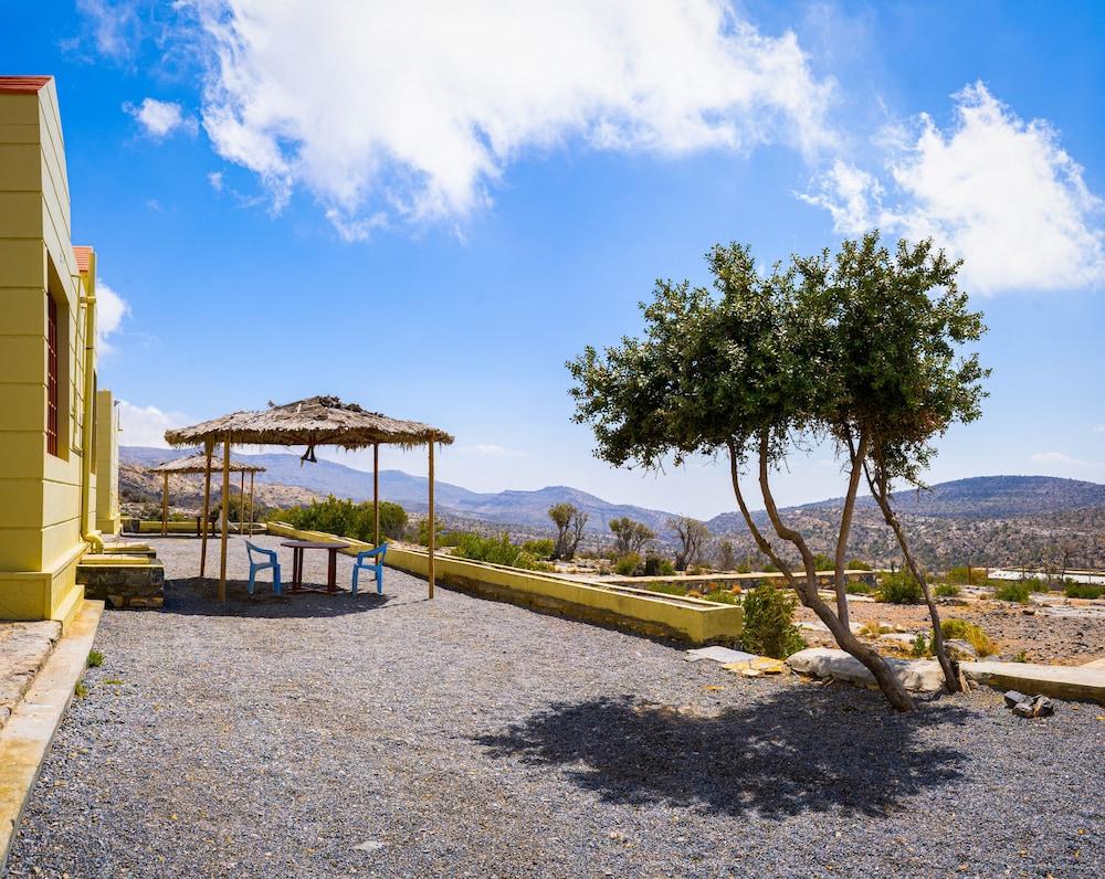 استراحة الهوتة جيست هاوس