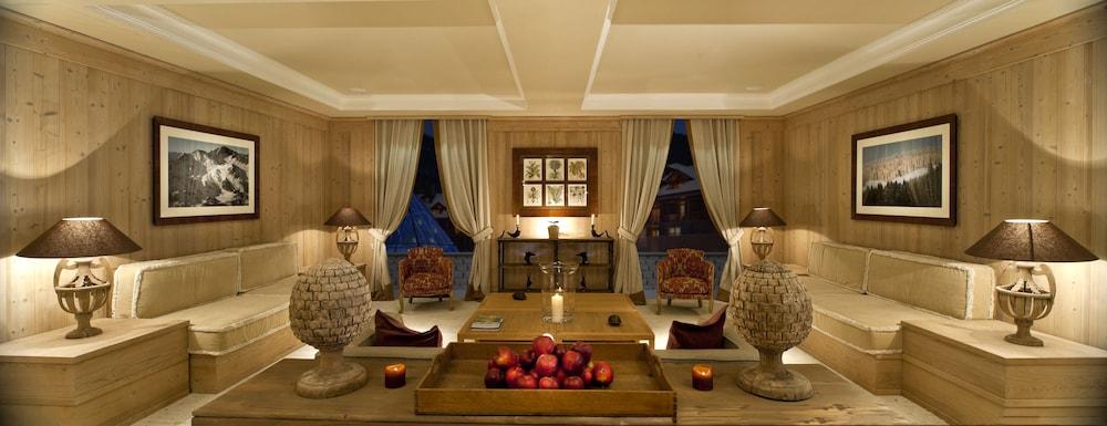 Val di Luce Spa Resort Lobby