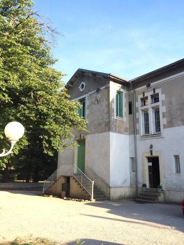 Le Parc aux Cèdres Exterior