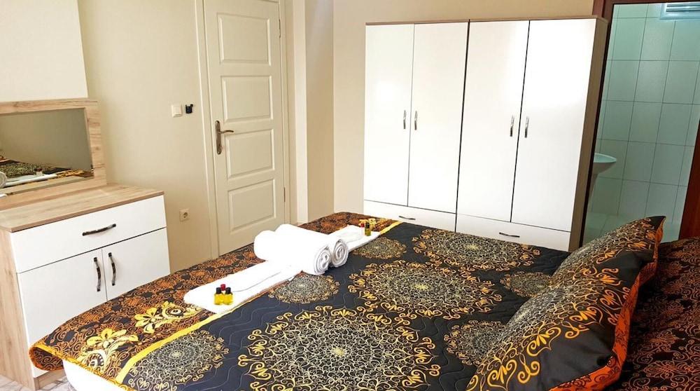 Yigit Apart Room